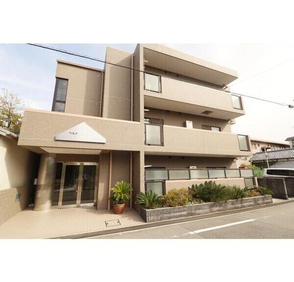 ベルメゾン武庫川201号室<br>7.1万　2DK/48.6㎡